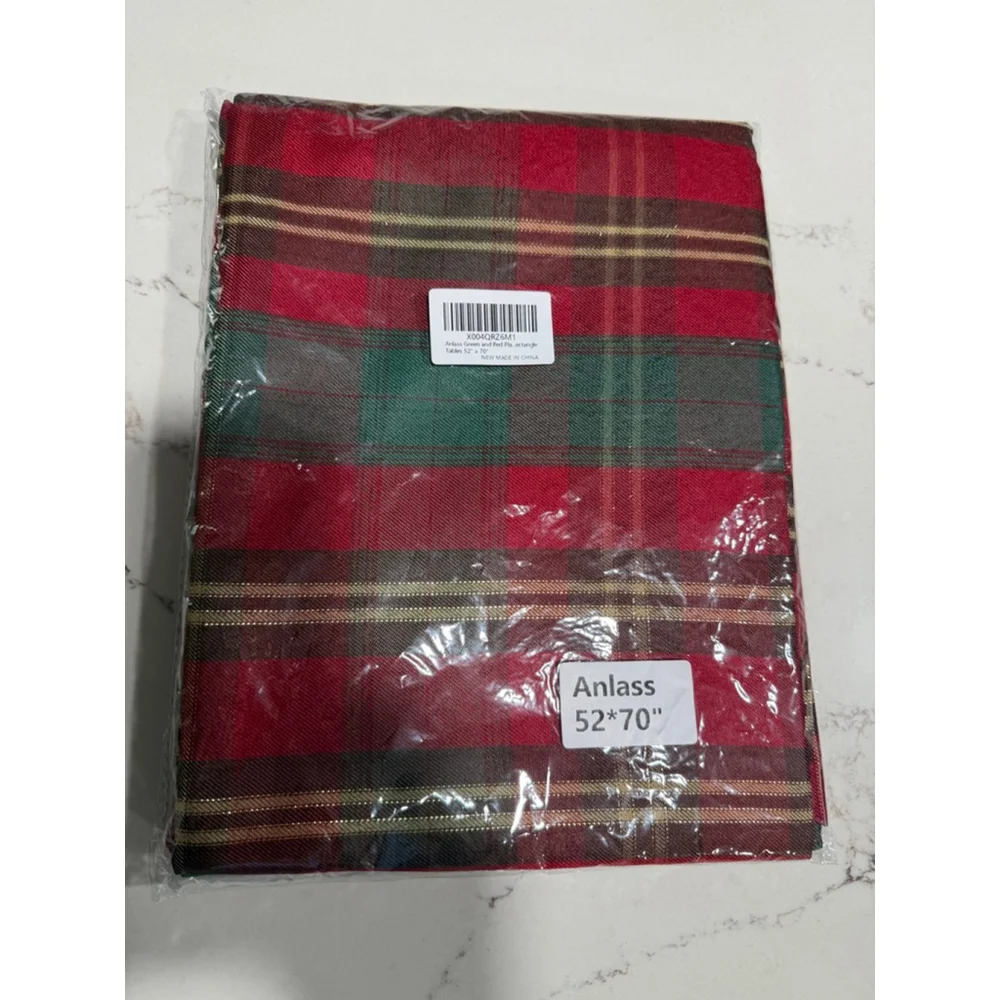 NEW Christmas Tablecloth 52x70” Rectangle waterproof Red Green